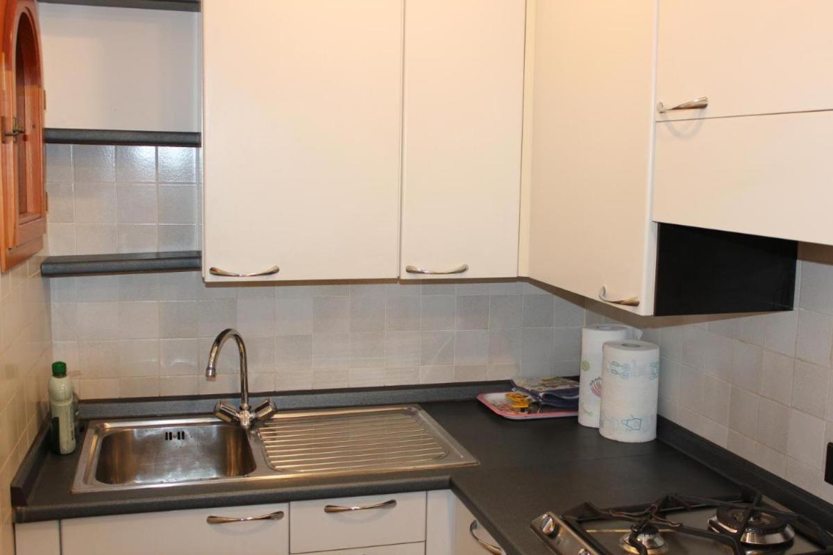Suite & Loft Due Deliziosi Bilocali, Centralissimi, In Pietrasanta Exteriör bild
