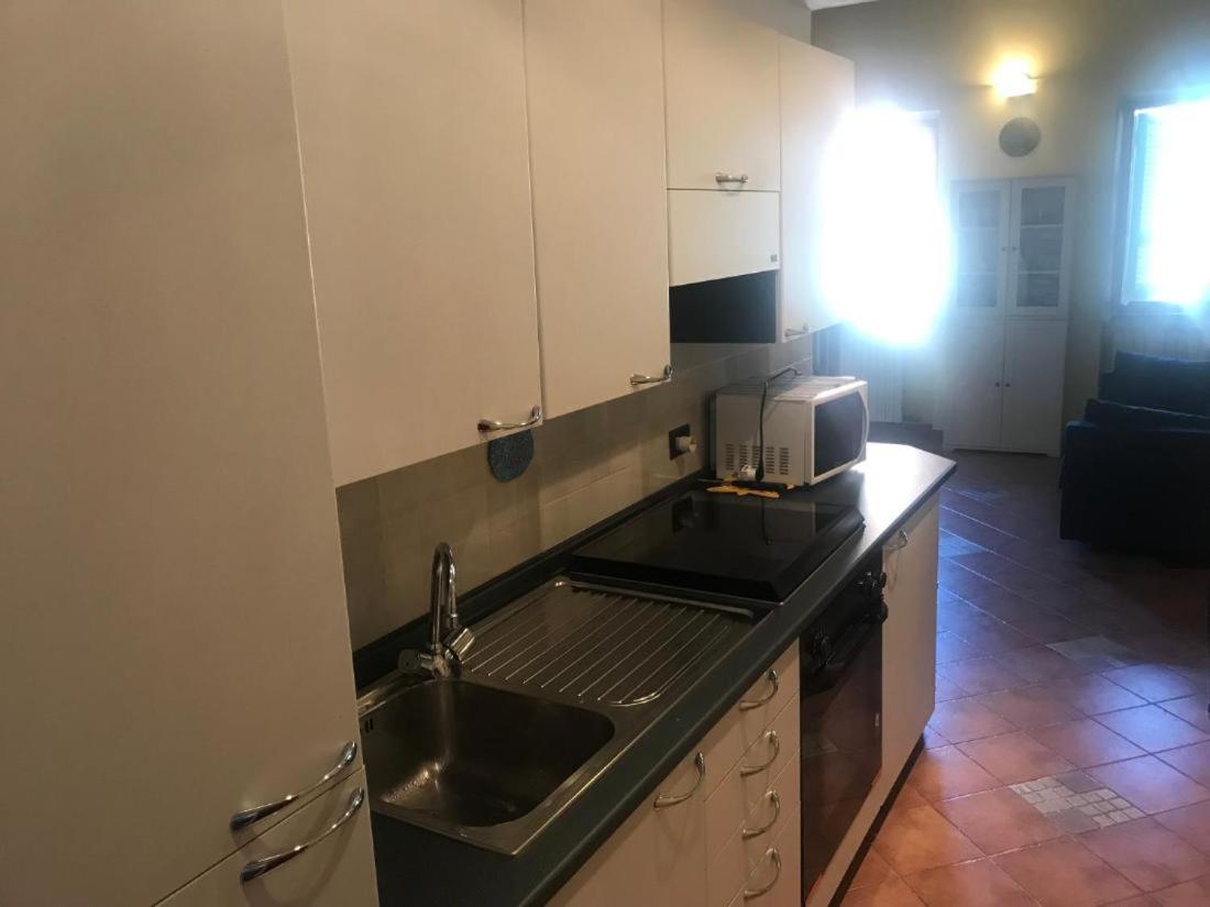 Suite & Loft Due Deliziosi Bilocali, Centralissimi, In Pietrasanta Exteriör bild
