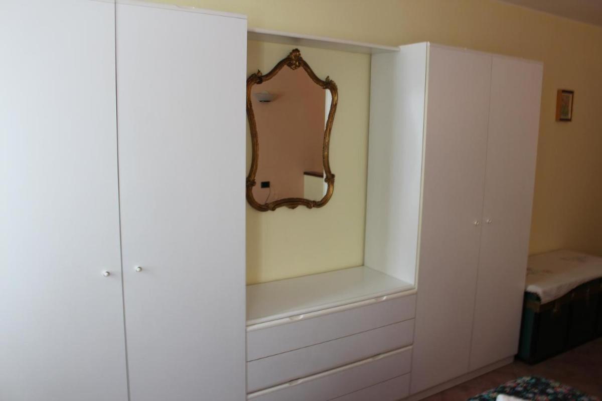 Suite & Loft Due Deliziosi Bilocali, Centralissimi, In Pietrasanta Exteriör bild