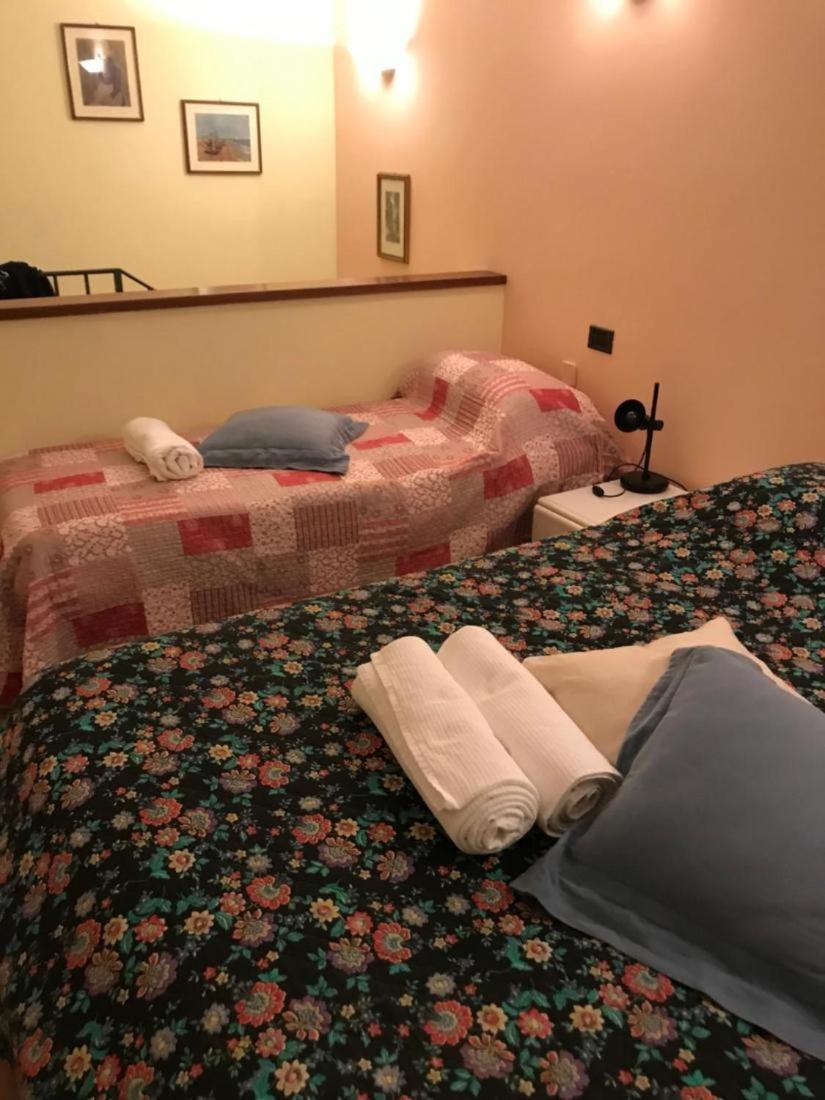Suite & Loft Due Deliziosi Bilocali, Centralissimi, In Pietrasanta Exteriör bild